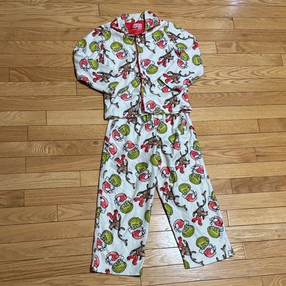 The Grinch Other - Kids Grinch and Max PJ set